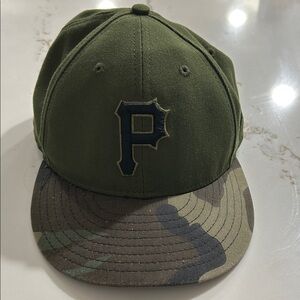 MLB Pittsburgh Pirates Green Cap with Camouflage Brim-Size 7 1/2